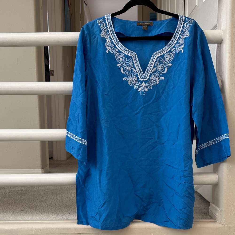 Tommy Bahama Bright Blue V-Neck Silk Tunic with White Embroidery
